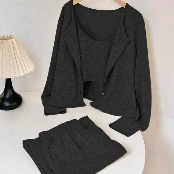 NWT Cozy 3-Piece Loungewear Set | Casual Elegance Meets Everyday Comfort - Picture 4 of 15